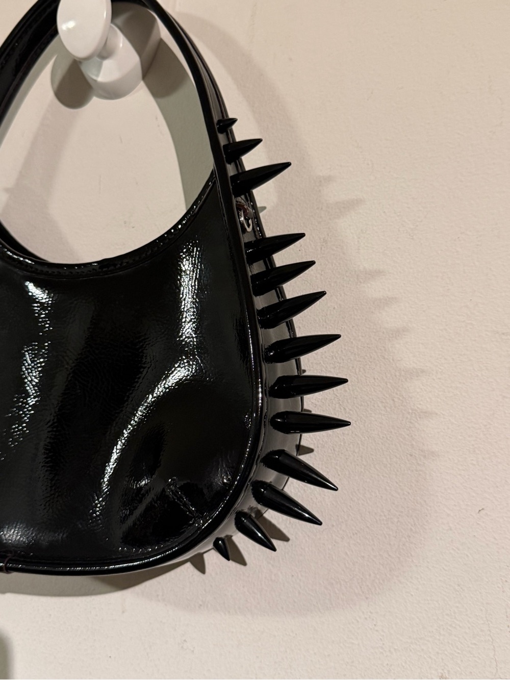 Coach coachtopia Black Spike Patent Shoulder Bag - - Picture 4 of 6